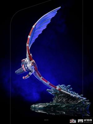 Sam Wilson Deluxe 46 cm The Falcon and The Winter Soldier statue Captain America | Iron Studios