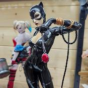 Catwoman Premium Format™ Figure DC Comics | Sideshow Collectibles