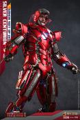 Iron Man 3 figurine Movie Masterpiece 1/6 Silver Centurion (Armor Suit Up Version) | Hot Toys