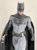 Batman 1/3 EXCLUSIVE Justice League | Prime 1 Studio