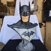 Batman Life Size Bust I Sideshow Collectibles