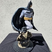Batman Premium Format DC COMICS Statuette I Sideshow 
