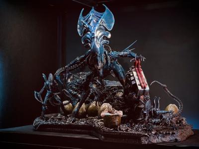 Queen Alien Battle Diorama 71 cm Aliens Premium Masterline Series statuette | Prime 1 Studio 