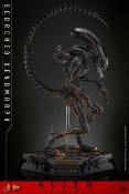 Alien: Romulus figurine Movie Masterpiece 1/6 Scorched Xenomorph 44 cm | HOT TOYS