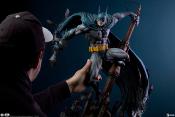 DC Comics statuette Premium Format Batman 68 cm | SIDESHOW