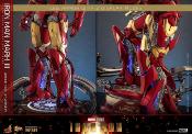 Iron Man figurine Movie Masterpiece Diecast 1/6 Iron Man Mark III (Armor Suit Up Version) 32 cm - HOT TOYS