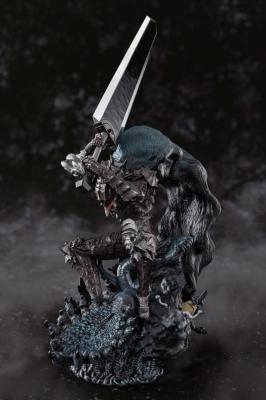 Berserk statuette PVC Figuarts ZERO Metallic Touch Guts Berserker Armor 35 cm | BANDAI