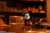 Disney figurine Diecast Soul of Chogokin Super Change Mickey Mouse by Kunio Okawara 13 cm | BANDAI