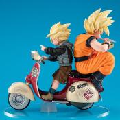 Dragonball Z 05 Desktop Real McCoy diorama PVC Super Saiyan Son Goku & Super Saiyan Son Gohan & Motorbike 16 cm | MEGAHOUSE