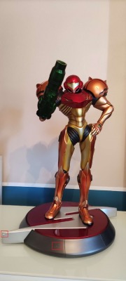 Metroid Samus Varia Suit F4F | First 4 Figures