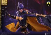 Batman Arkham Knight figurine Videogame Masterpiece 1/6 Batgirl (Purple and Gold Version) Exclusive 30 cm | HOT TOYS