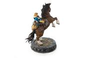 Link on Horseback 56 cm The Legend of Zelda Breath of the Wild statuette F4F | First 4 Figures