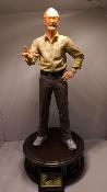 Stan Lee 1/4 Legacy Replica Marvel Statue | Iron Studios