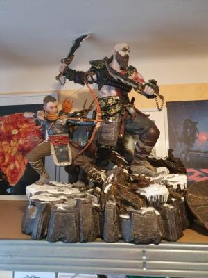 KRATOS & ATREUS DELUXE GOD OF WAR STATUE | Prime 1 Studio