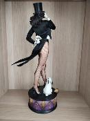 Zatanna Premium Format EXCLUSIVE EDITION Statuette | Sideshow