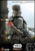 Star Wars The Mandalorian figurine 1/6 Transport Trooper 31 cm - HOT TOYS