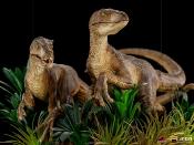 Jurassic Park Statuette 1/10 Deluxe Art Scale Just The Two Raptors 20 cm | IRON STUDIOS