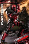 Marvel Comic Masterpiece figurine 1/6 Armorized Deadpool 33 cm | HOT TOYS