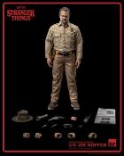 Stranger Things figurine 1/6 Jim Hopper (Season 1) 32 cm | Threezero