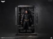 The Dark Knight statuette 1/1 Batman Ultimate Edition 207 cm | Queen Studios