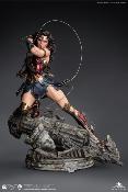  Queens Studio 1/4 Wonder woman ( sword & shield ) | Queen Studios