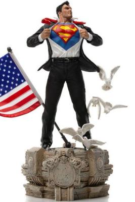 DC Comics statuette 1/10 Deluxe Art Scale Clark Kent 29 cm | Iron Studios