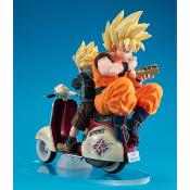 Dragonball Z 05 Desktop Real McCoy diorama PVC Super Saiyan Son Goku & Super Saiyan Son Gohan & Motorbike 16 cm | MEGAHOUSE