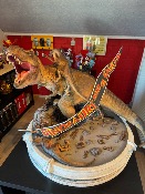 T-rex vs Velociraptors in the Rotunda 1/8 Statue I Prime 1 Studio