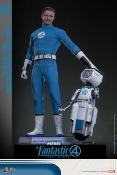 Les Quatre Fantastiques : Premiers pas pack 2 figurines Movie Masterpiece 1/6 Mister Fantastic & H.E.R.B.I.E. 30 cm | HOT TOYS
