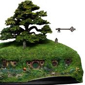Le Seigneur des Anneaux statuette Bag End on the Hill Limited Edition 58 cm | Weta workshop