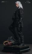 Geralt Of Rivia 1/3 Henry Cavill The Witcher Netflix statue | JND Studios