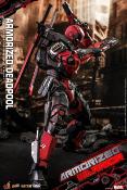 Marvel Comic Masterpiece figurine 1/6 Armorized Deadpool 33 cm | HOT TOYS