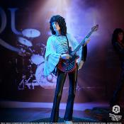 Queen statuette Rock Iconz Brian May II (Sheer Heart Attack Era) 23 cm | KNUCKLEBONZ