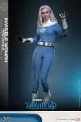 Les Quatre Fantastiques : Premiers pas pack 2 figurines Movie Masterpiece 1/6 Invisible Woman & H.E.R.B.I.E. 28 cm | HOT TOYS