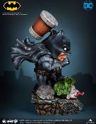 Batman 28 cm DC Cartoon Series statuette | Queen Studios