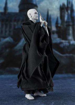 Harry Potter et la Coupe de feu figurine S.H. Figuarts Lord Voldemort 15 cm | BANDAI