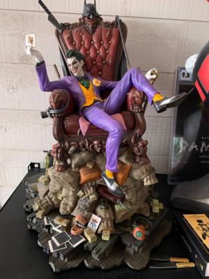 The Joker on throne 52cm DC Comics statuette  | Tweeterhead